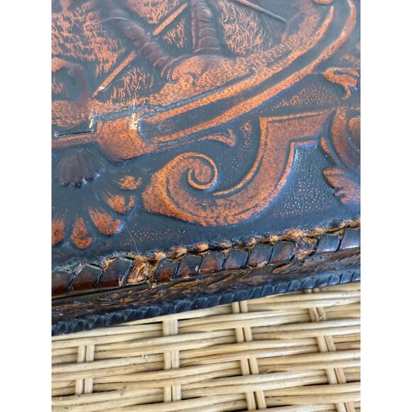 Vintage 60's Spanish Don Quixote Tooled Leather Cigarette Box - Picture 10 of 16